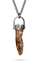 Laden Sie das Bild in den Galerie-Viewer, Unikat Bernsteinkettenanhänger