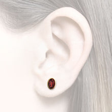 Laden Sie das Bild in den Galerie-Viewer, Earstud in addition to the earcuffs with zirconia / Damenohrstecker