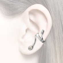 Laden Sie das Bild in den Galerie-Viewer, Earcuff like a snake silver / Ohrverzierer für Damen
