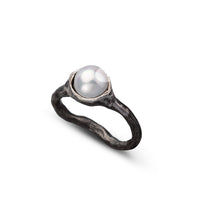 Laden Sie das Bild in den Galerie-Viewer, ring with pearl