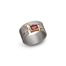 Load image into Gallery viewer, Precious bond, white topas / Gemstonering for women