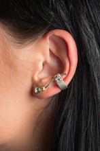 Load image into Gallery viewer, women´s earcuff ice-matted with white Zirconia