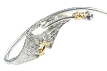 Laden Sie das Bild in den Galerie-Viewer, women´s earcuffs silver in two parts white and light blue Zirconia, main part