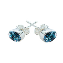 Load image into Gallery viewer, women´s earstuds ice-matted with light blue Zirconia