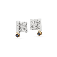 Laden Sie das Bild in den Galerie-Viewer, women´s gemstone earstuds, whitened silver, partly goldplated, sapphire or topaz