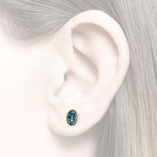 Load image into Gallery viewer, women´s earstud with gemstone
