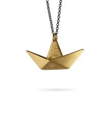 Load image into Gallery viewer, The little ship pendant gold / chain pendant for women