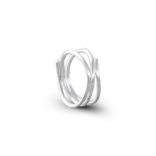 Laden Sie das Bild in den Galerie-Viewer, twisted silverring for women