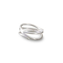 Laden Sie das Bild in den Galerie-Viewer, twisted silverring for women