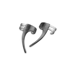 women´s earcuff straight design silver oxidized