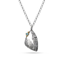 Load image into Gallery viewer, silver gemstone pendant with blue topas
