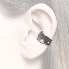 Load image into Gallery viewer, Earcuff the little rustic one / Earcuff for women
