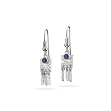 Load image into Gallery viewer, women´s earring with pendant, chain and Saphire
