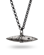 Load image into Gallery viewer, vintage design men´s pendant, oxidized silver
