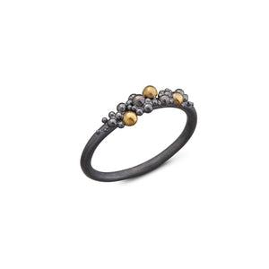 women´s silverring with silver and gold pearls