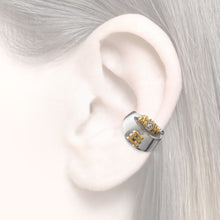 Load image into Gallery viewer, wome´s earcuffs silver with gold stich
