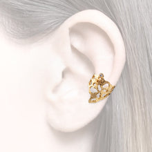 Load image into Gallery viewer, women´s earcuff white Ziconia
