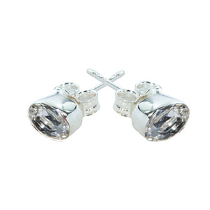 women´s earstuds ice-matted with white Zirconia